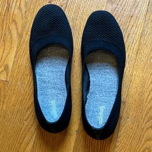 Allbirds Tree Huggers black flats size 8.5